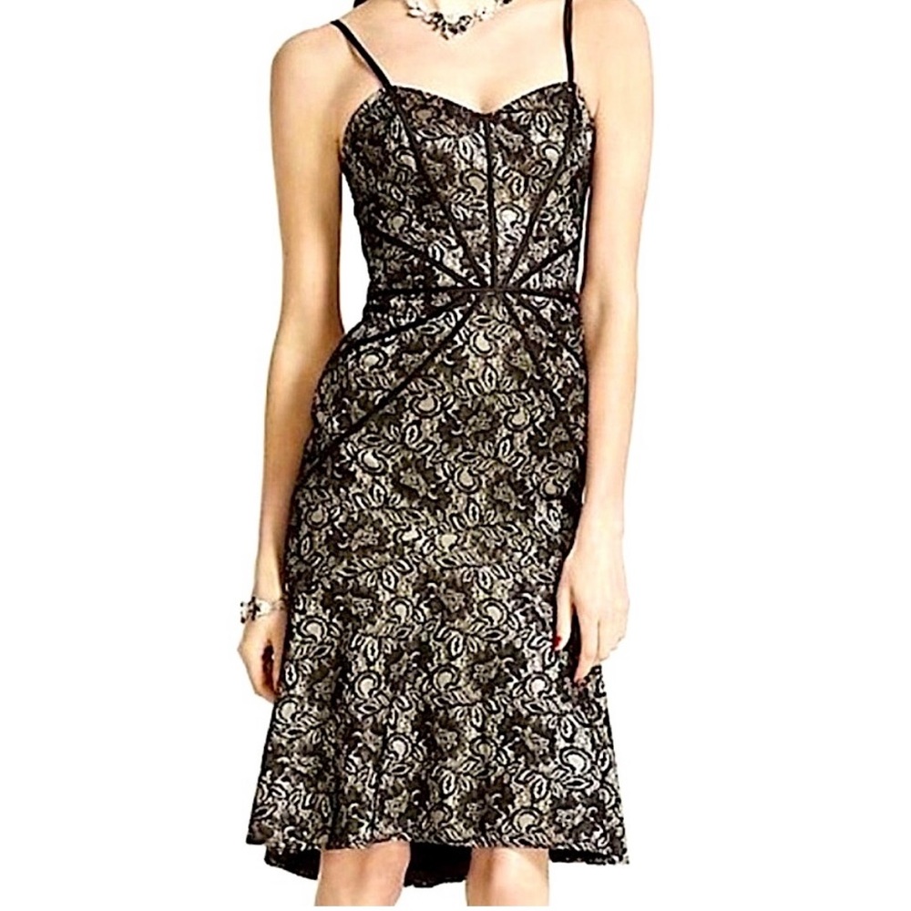 EUC TRULY by Zac Posen Black Lace Dress Size 6